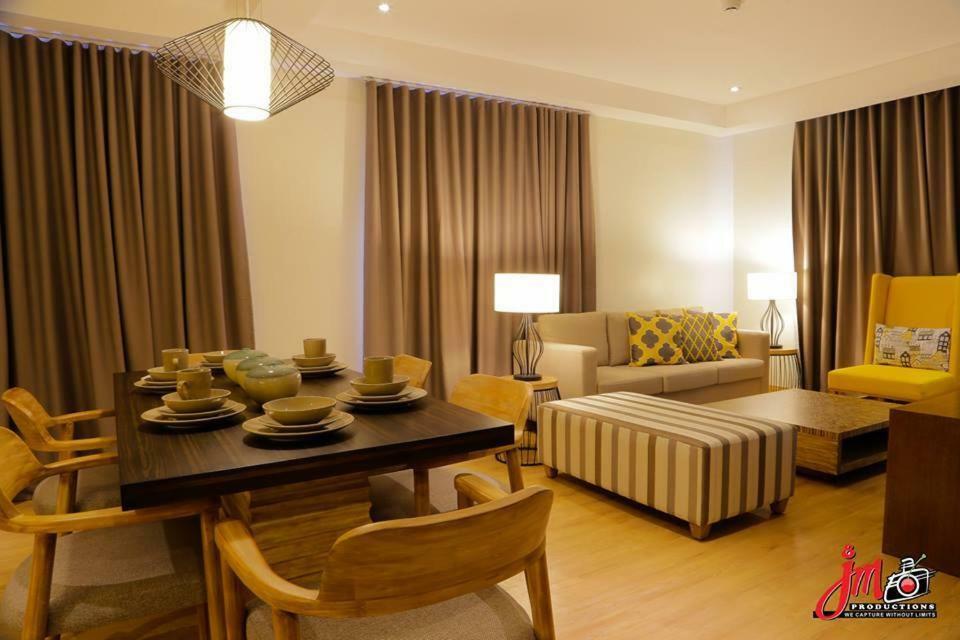 Icove Beach Hotel Olongapo Exterior photo